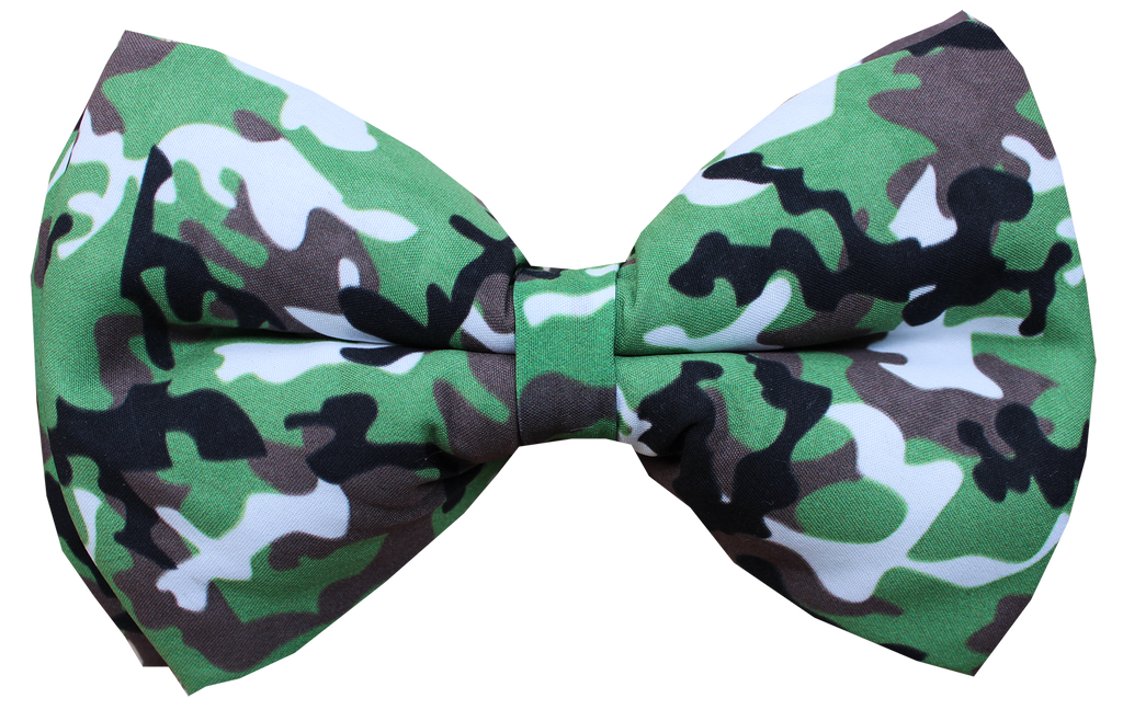 Lana Paws dog bowtie in camouflage print